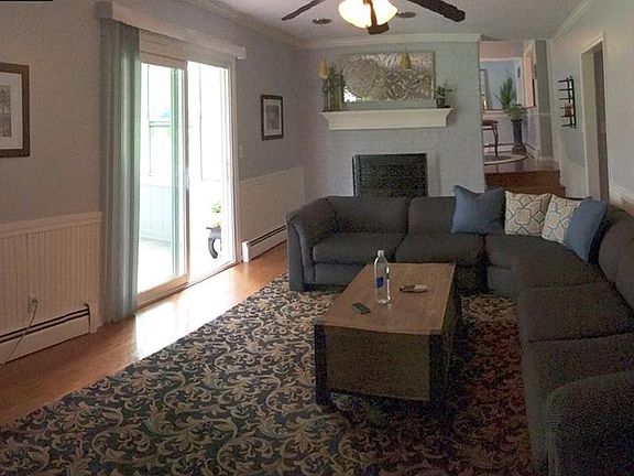 4th image of 2576 Easthaven Dr