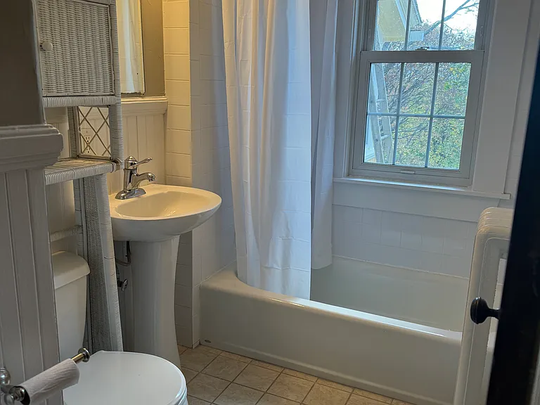 Full bath.