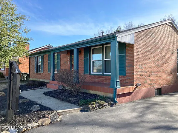 9616 Lyric Ln, Jeffersontown, KY 40299