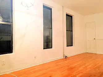 Rented by Rapid Realty Cobble Hill