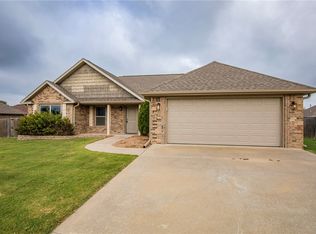 816 Custer St, Prairie Grove, AR 72753