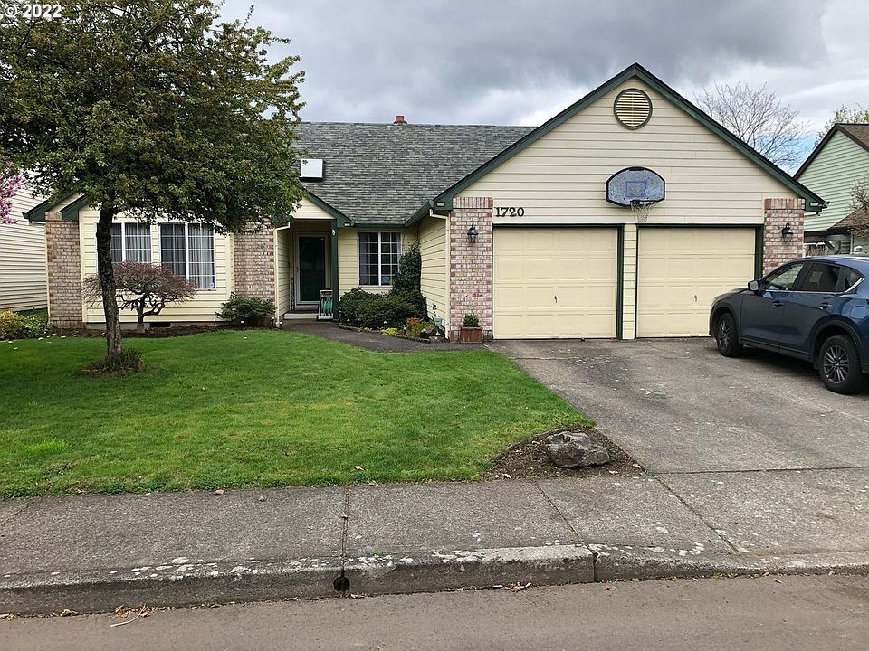 1st image of 1720 SE 163rd Pl