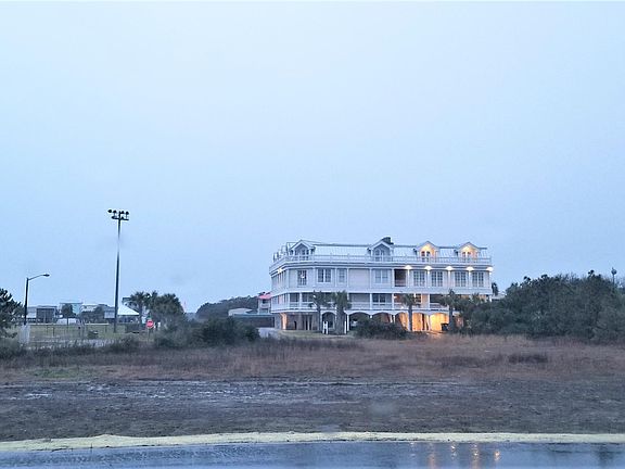 2nd image of 10-14,16 SE 50th Street