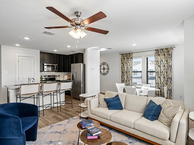 Covey Homes Harvest Meadows_Interior-9