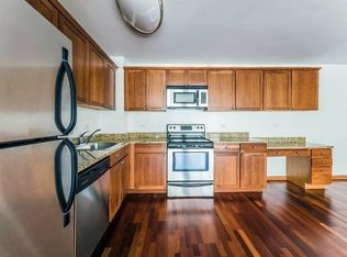 2916 N Sheridan Rd, Chicago, IL 60657