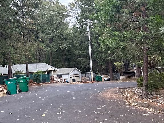 4th image of 6099 Erie Ct