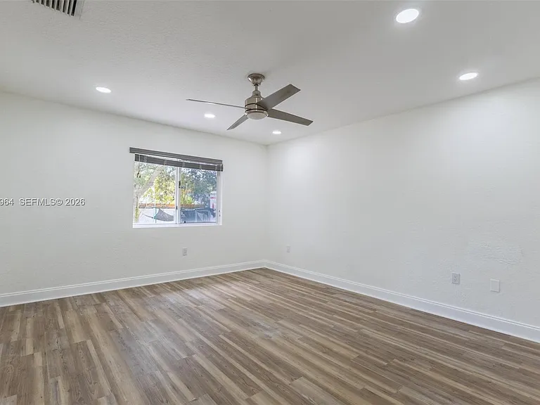 30 NW 159th St — Photo 27
