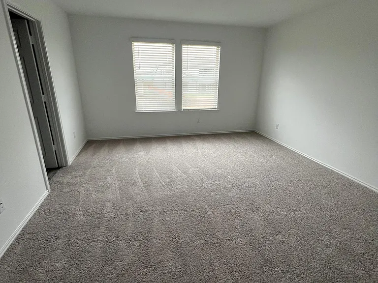 213 Redonda Dr — Photo 8