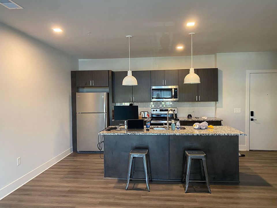 2nd image of 5875 Evans Farm Dr