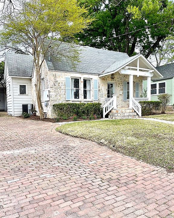 2nd image of 4108 Burnet Rd