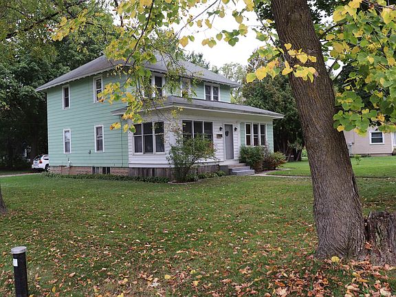 2nd image of 706 S Main St