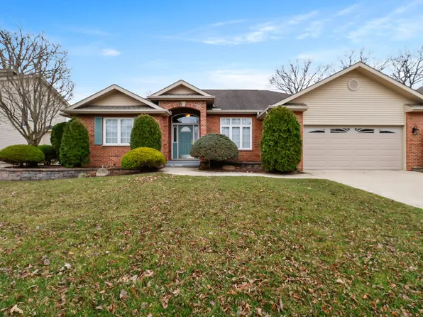 231 E 125th Ave, Crown Point, IN 46307