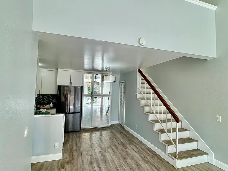 7770 Youngdale Way — Photo 6
