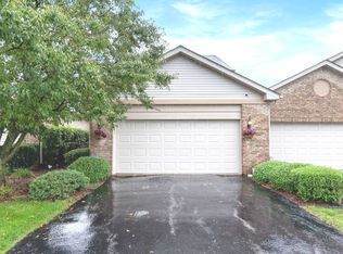 21 Iliad Dr, Tinley Park, IL 60477