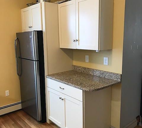 2nd image of 1-20 Briggs St #1