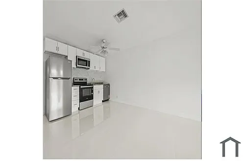2307 Taylor St #203 Photo 1