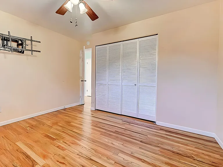 34 N Garland Ave — Photo 21