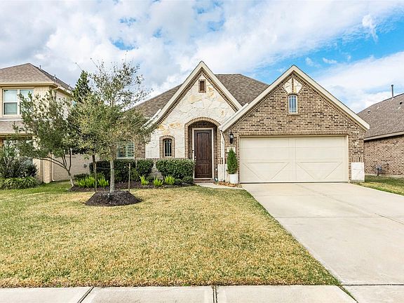 2nd image of 3071 Camden Park Ln