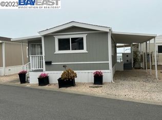 321 3rd Ave, Pacifica, CA 94044