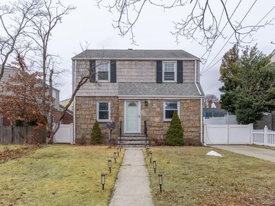 202 Emerson Place, Valley Stream, NY, 11580