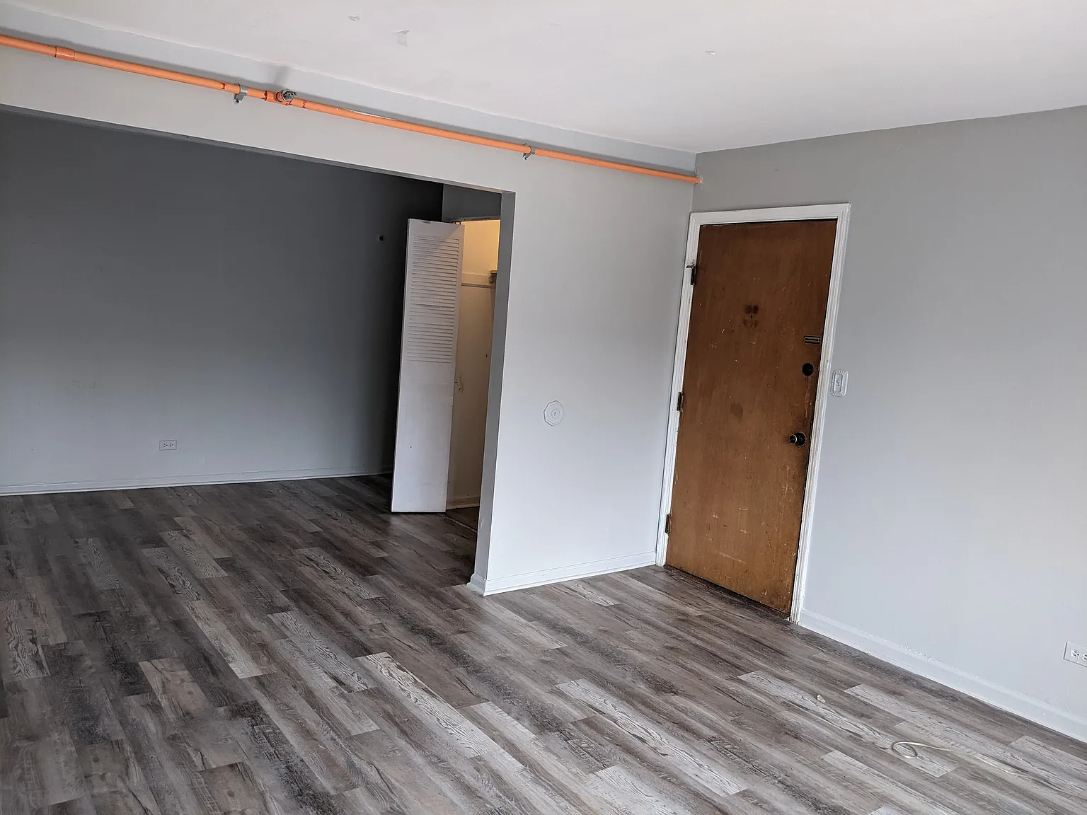 2 bed, 900 sqft, $1,700 — Photo 4