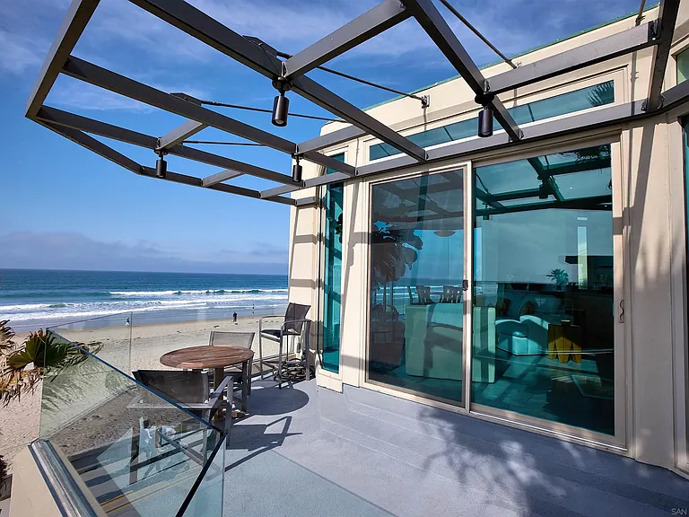 3377 Ocean Front Walk — Photo 14
