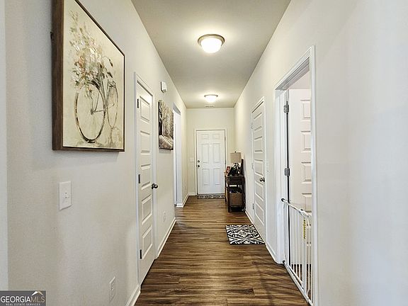 5th image of 17 Rambling Oaks Dr NE