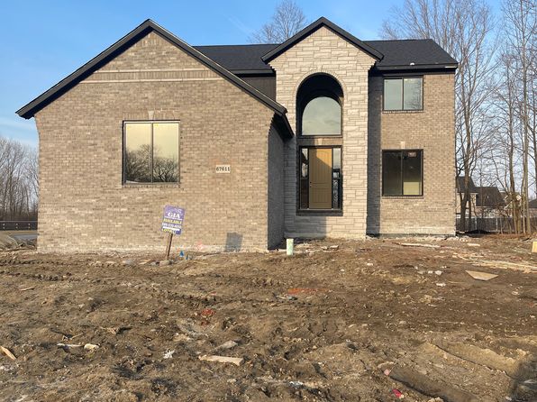 67611 Madeline St, Richmond, MI 48062