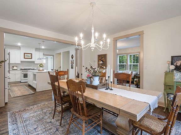5th image of 3228 Lindahl Rd