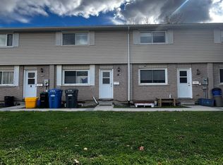 371 Blake St #C, Barrie, ON L4M 1L1