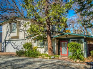 19036 Genevieve Rd, Redding, CA 96003