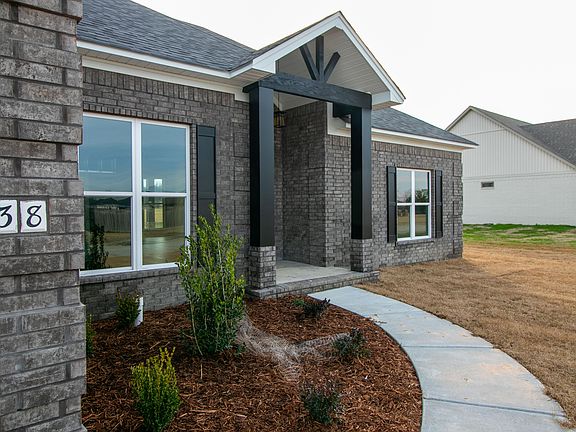 4th image of 38 Ross Dr
