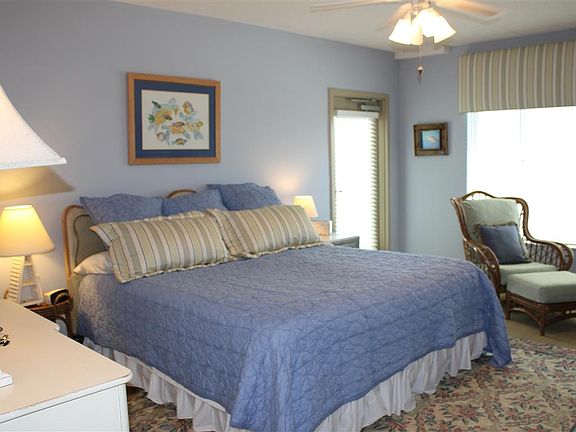 3rd image of 4381 S Atlantic Ave #2040