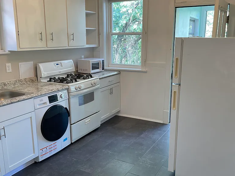 4561 Shenandoah Ave #A — Photo 5