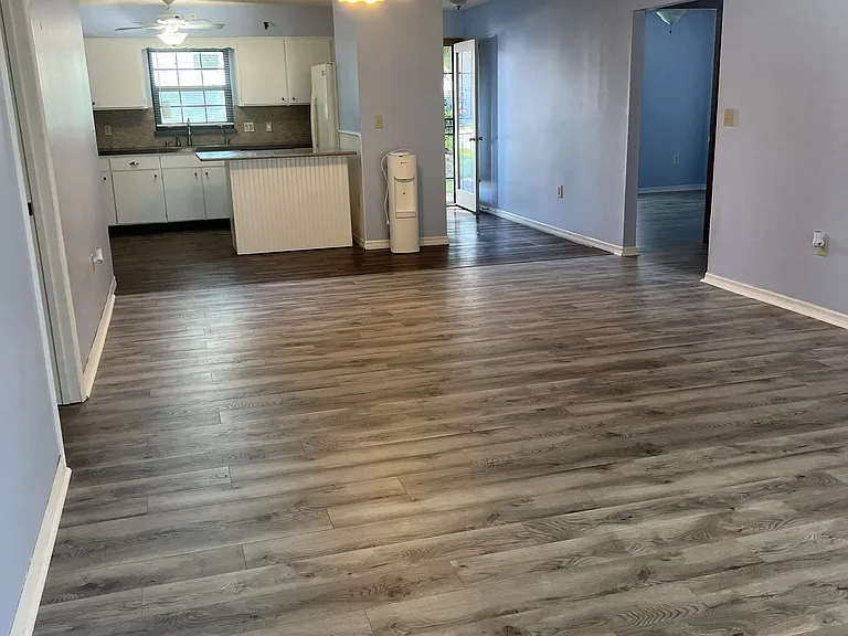 1137 Indiana Ave — Photo 11