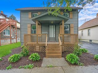 2740 Broadway St, Blue Island, IL 60406