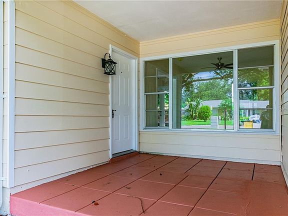 3rd image of 1453 Pinebrook Dr