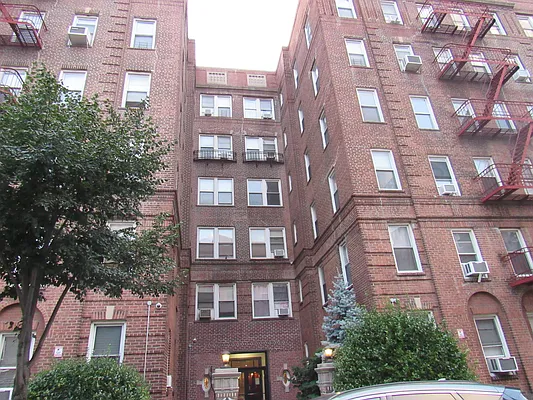 Rented by Mitra Hakimi Realty Group, LLC | media 17