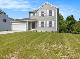 2265 Meadowlane Ct, Burton, MI 48519