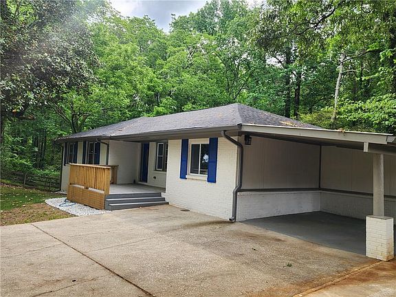 3rd image of 718 Springlake Rd