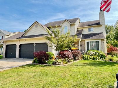 6063 Woodridge Ln, Grand Blanc, MI, 48439