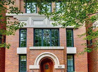 1023 W Lill Ave, Chicago, IL 60614
