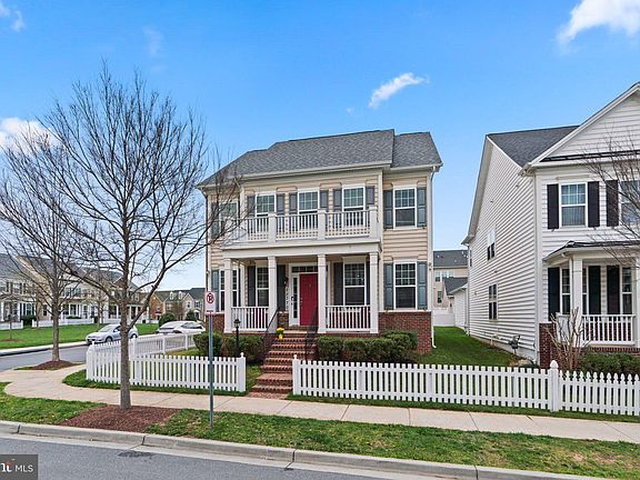 3rd image of 22770 Sweetspire Dr