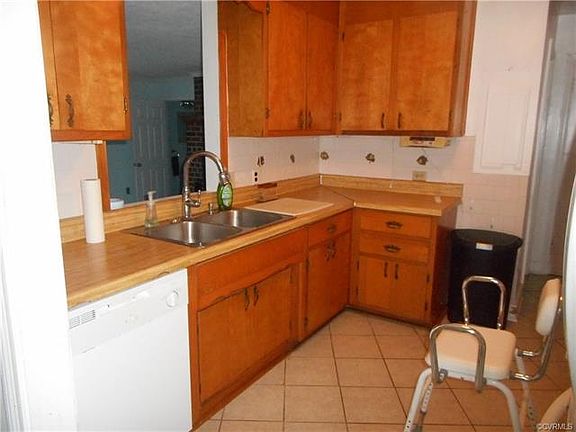 5th image of 2503 Petersburg St