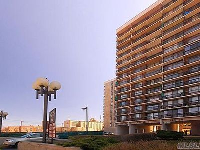 150-38 Union Tpke, Flushing, NY, 11367