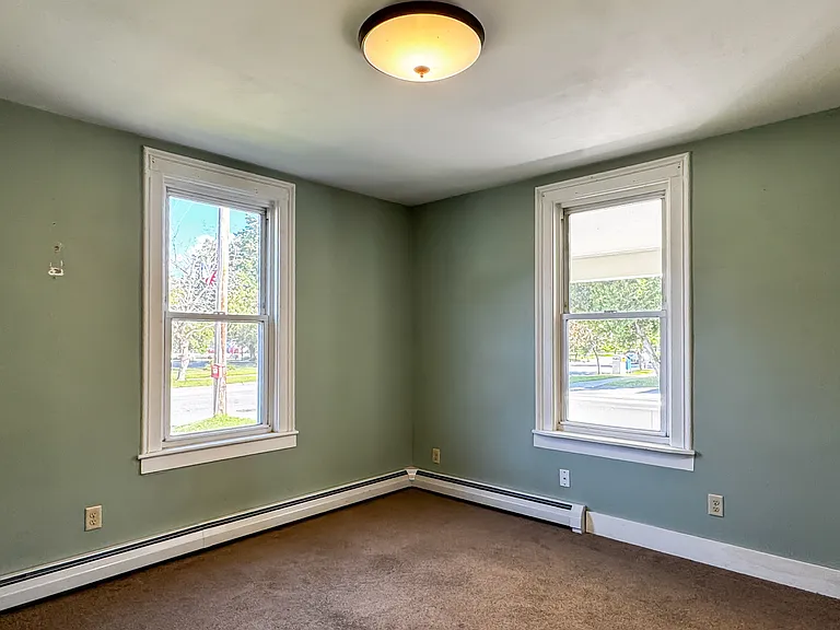 1372 Main St #1 — Photo 9