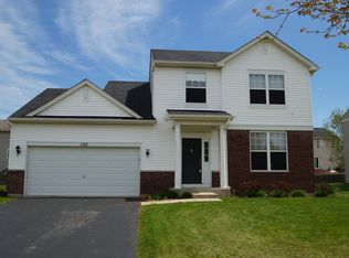 720 Briarcliff Dr, Minooka, IL 60447