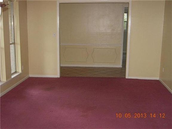 5th image of 8034 Garden Parks Dr