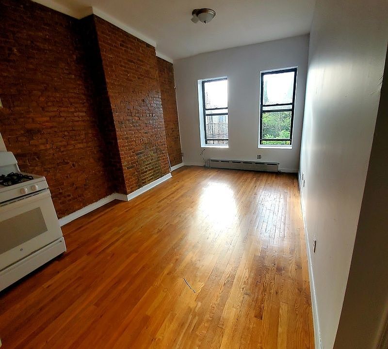 1st image of 220 Prospect Park W #3R