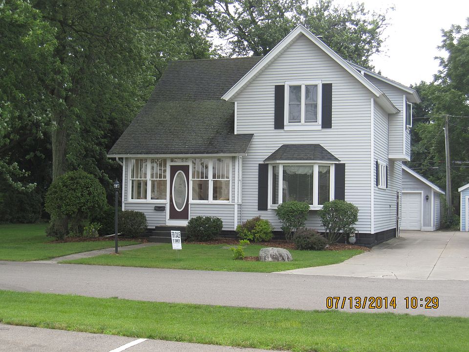 1st image of 36 E Cherry Ct
